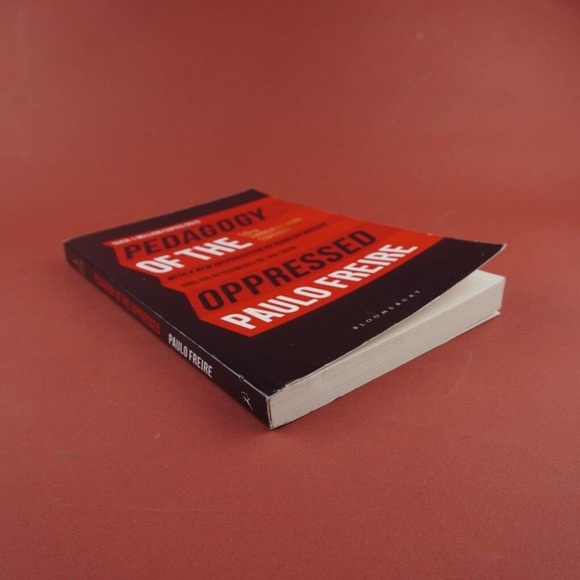 Pedagogy of the Oppressed: 50th Anniversary Edition 4th Edition New Introduction - Picture 4 of 7